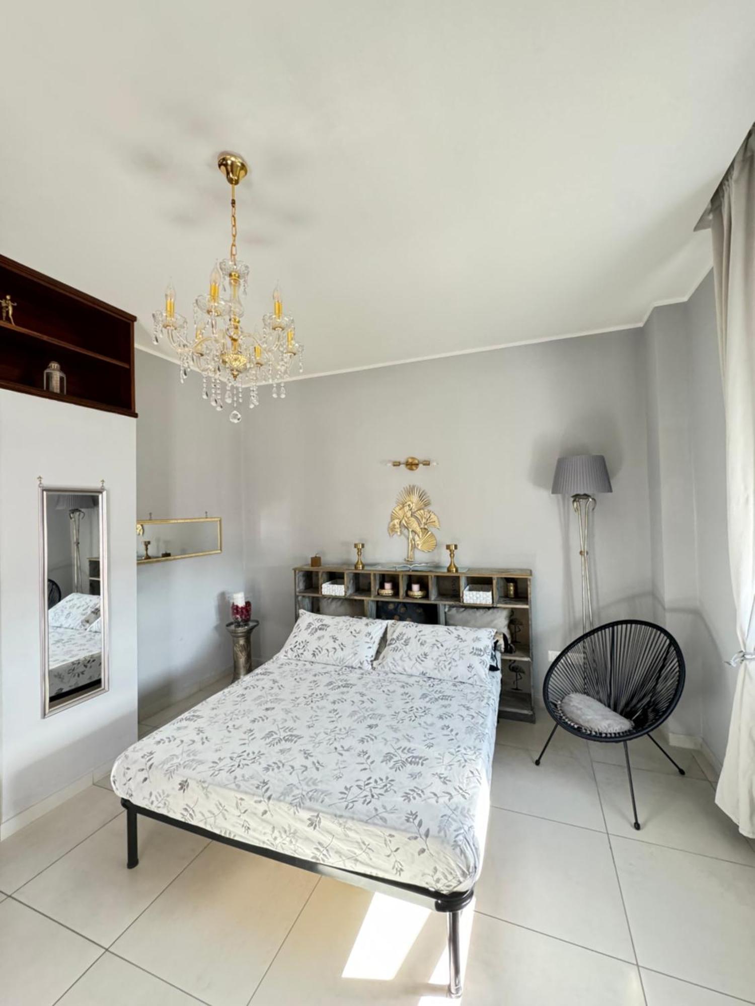 Bella 'Mbriana Apartment Наполи Екстериор снимка